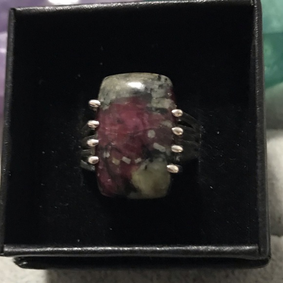 New Sterling Silver Square Russian Eudialyte Ring Size 8 Crystal Gem Reds Green - Picture 2 of 12